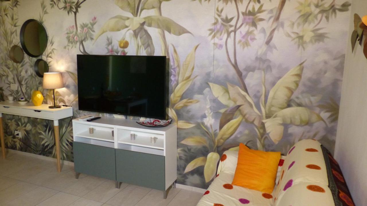 I Fiori Nel Golfo Di Baratti Apartment Bagian luar foto