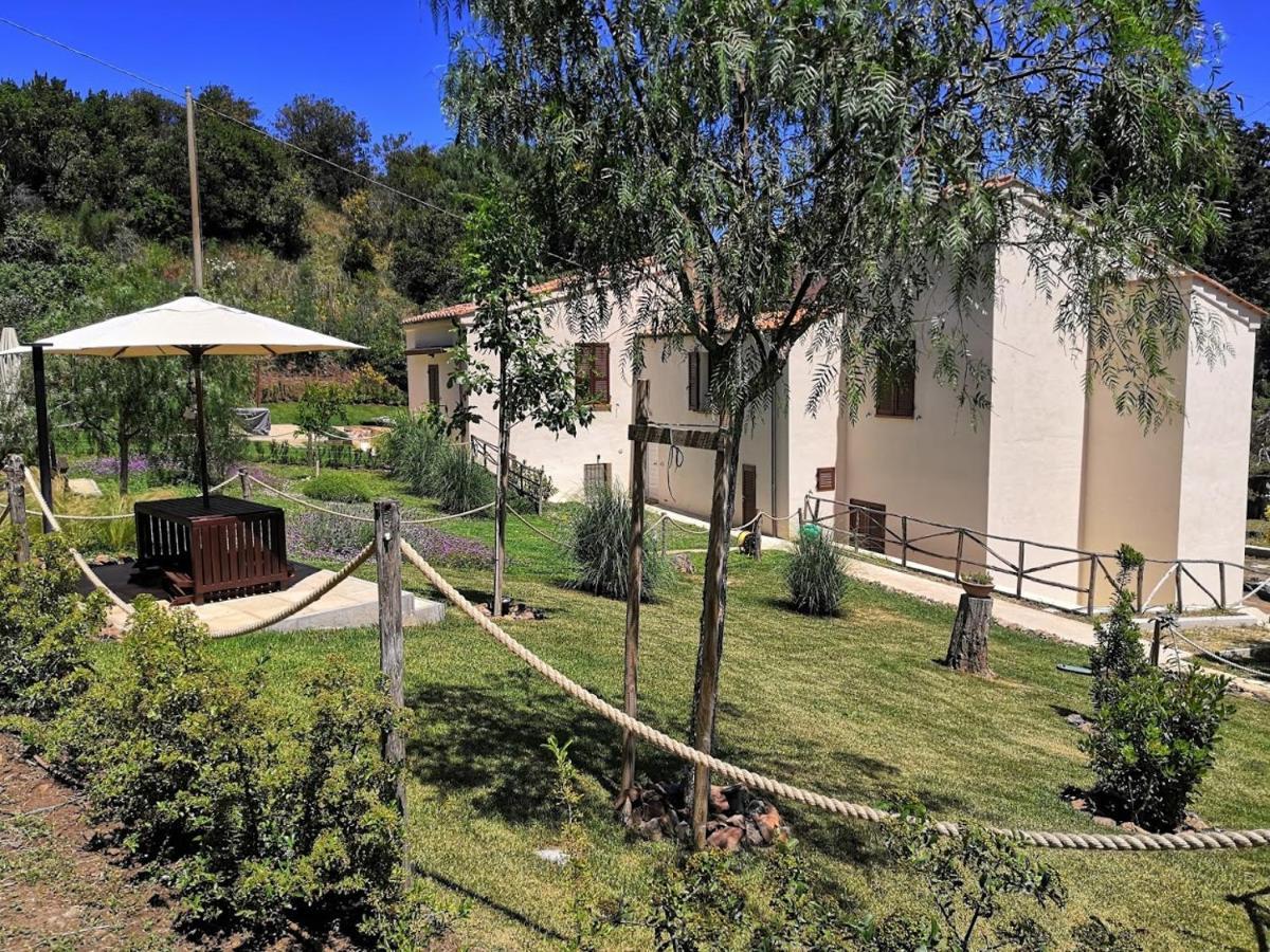 I Fiori Nel Golfo Di Baratti Apartment Bagian luar foto